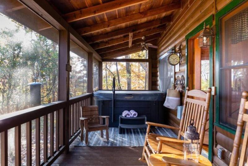 Willa Mountain Time Cabin, Hot Tub, Fire Pit, Fireplace Blue Ridge Zewnętrze zdjęcie